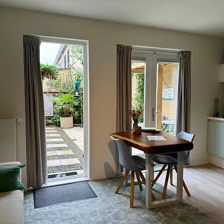 Zeegroen Appartement